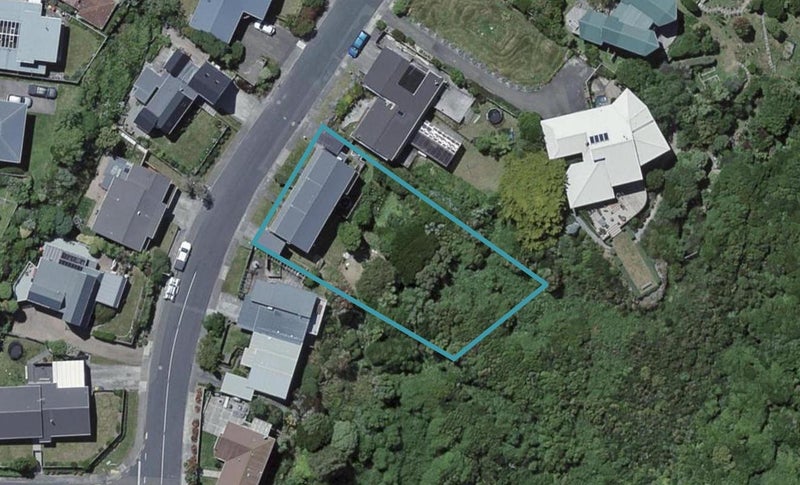 24B Gurkha Crescent, Khandallah, Wellington - Carousel 1