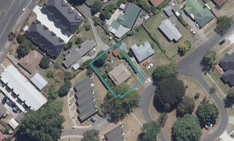 14 Crosher Place, Silverdale, Hamilton - Carousel 1