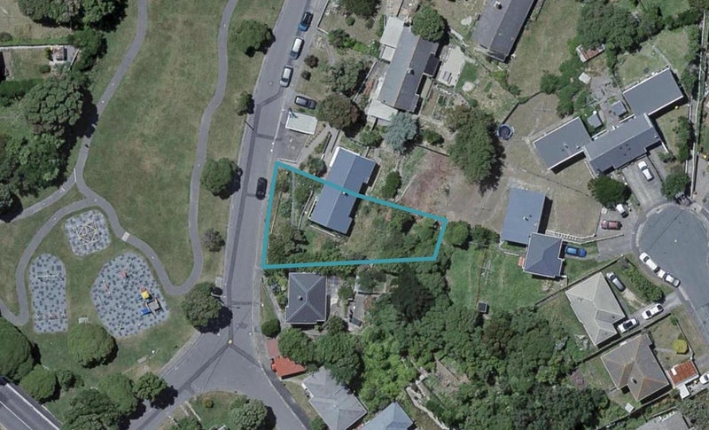 4 Walden Street, Strathmore Park, Wellington - Carousel 1