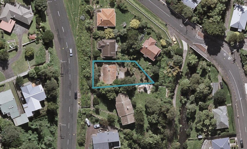 9 Frankley Road, Westown, New Plymouth - Carousel 1