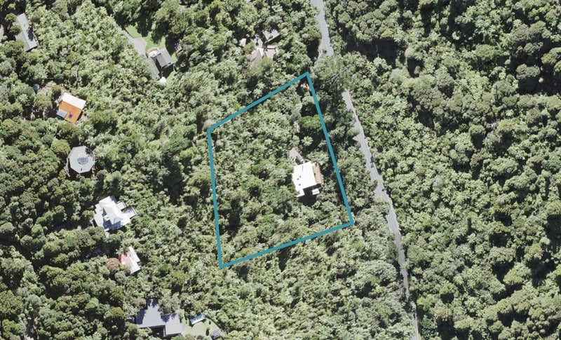 456 Scenic Drive, Waiatarua, Auckland - Carousel 1