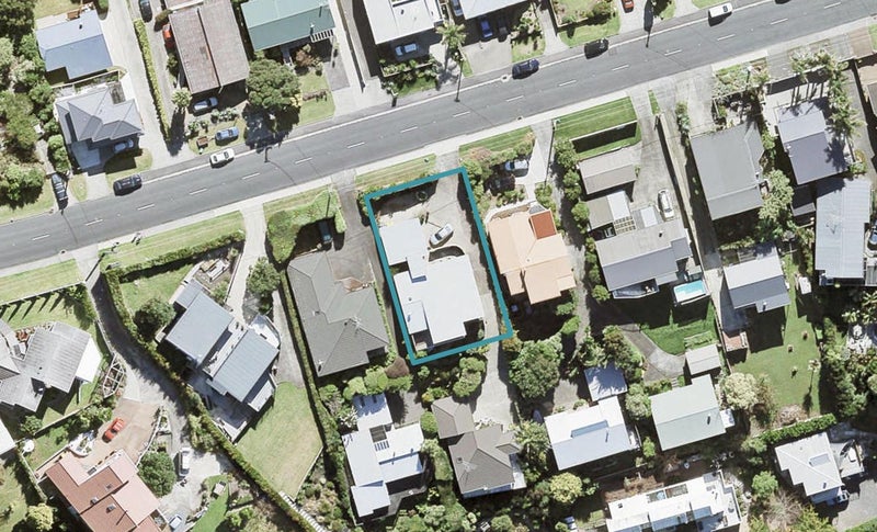 44 Wade River Road, Stanmore Bay, Whangaparaoa - Carousel 1