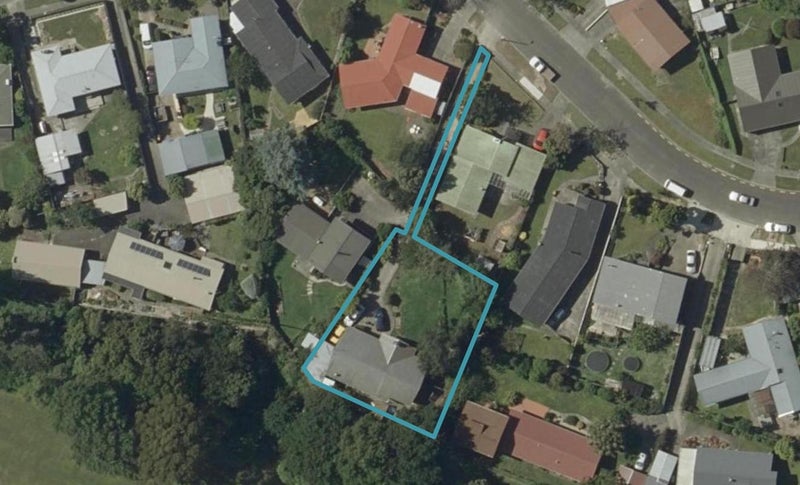 34 Buick Crescent, Awapuni, Palmerston North - Carousel 1