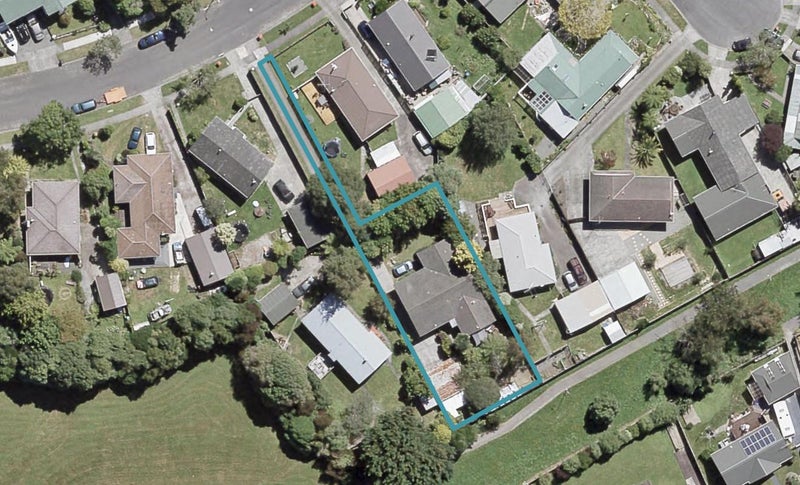 44B Larchmont Grove, Totara Park, Upper Hutt - Carousel 1