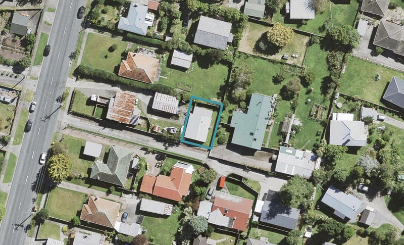 10D Rosier Road, Glen Eden, Auckland - Carousel 1