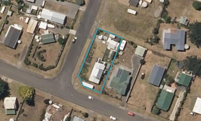 18 Hydrabad Drive, Waitarere Beach, Levin - Carousel 1
