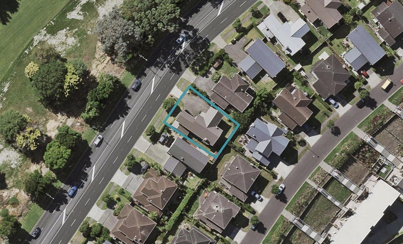 60 Ngahue Drive, Stonefields, Auckland - Carousel 1