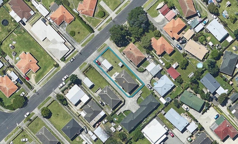 18 Anzac Road, Gate Pa, Tauranga - Carousel 1