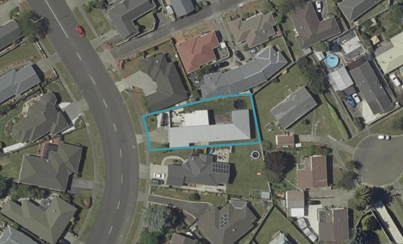 73 Amberley Avenue, Highbury, Palmerston North - Carousel 1