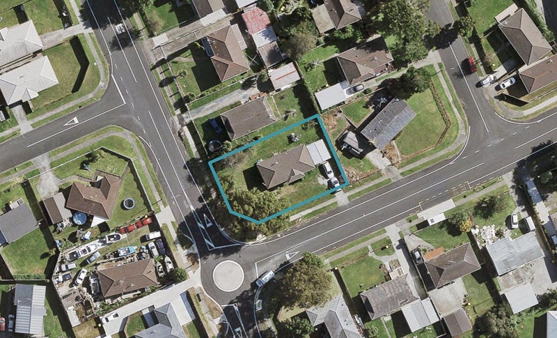 2 Hyperion Drive, Randwick Park, Auckland - Carousel 1