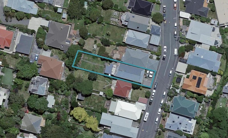 26 Overtoun Terrace, Hataitai, Wellington - Carousel 1