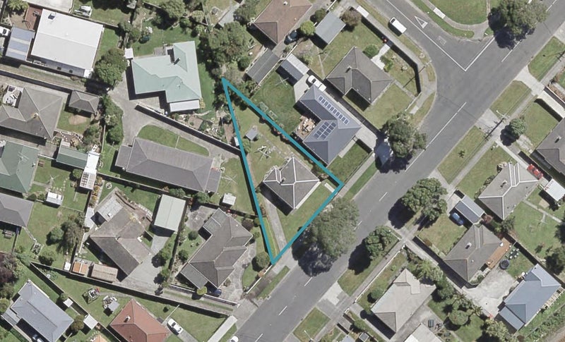 222 Oxford Terrace, Avalon, Lower Hutt - Carousel 1