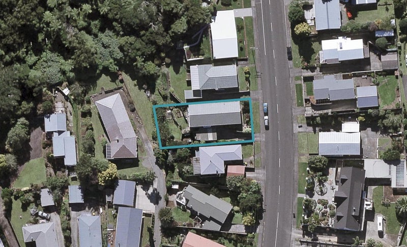 106 Awanui Street, Merrilands, New Plymouth - Carousel 1