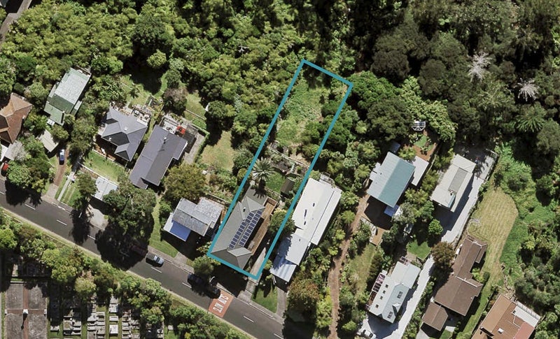 20 Goodall Street, Hillsborough, Auckland - Carousel 1