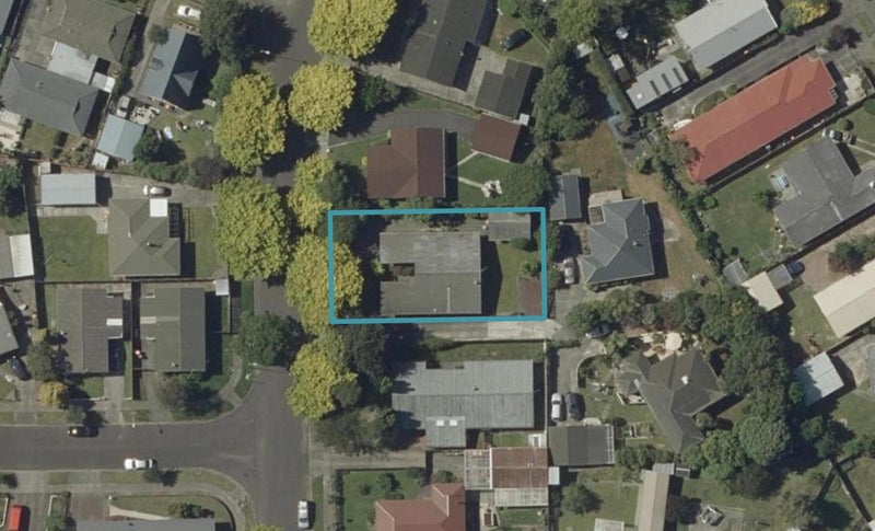 9 Carter Crescent, Awapuni, Palmerston North - Carousel 1