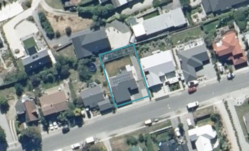 56 Oregon Drive, Kelvin Heights, Queenstown - Carousel 1