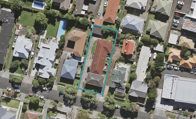 1/5 King Edward Avenue, Epsom, Auckland - Carousel 1