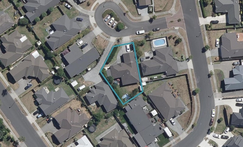 3 Knapdale Mews, Huntington, Hamilton - Carousel 1