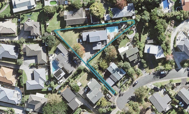 13 Thelma Crescent, Torbay, Auckland - Carousel 1