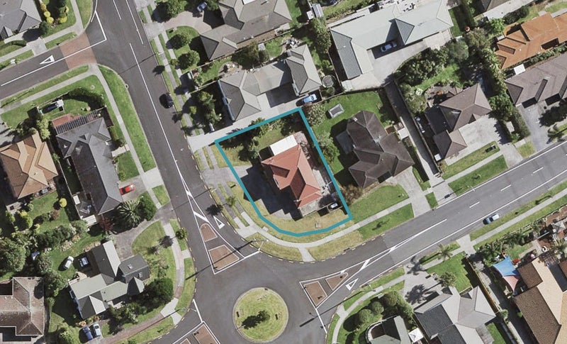 61 Wairere Road, The Gardens, Auckland - Carousel 1
