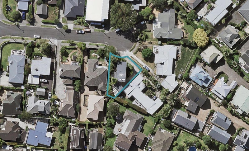 9 Kinder Place, Meadowbank, Auckland - Carousel 1