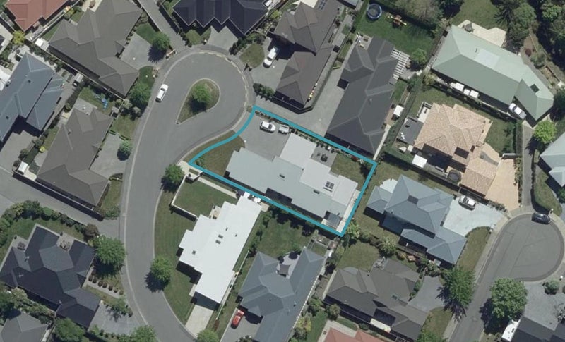 8 Breton Close, Northwood, Christchurch - Carousel 1