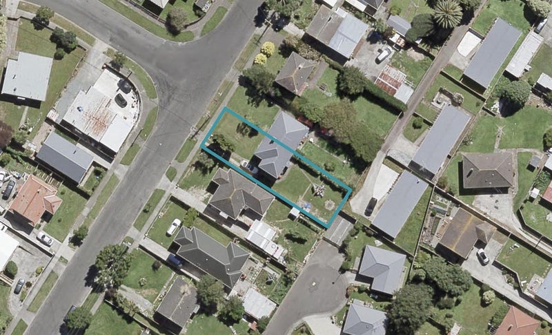 86 Molesworth Street, Taita, Lower Hutt - Carousel 1