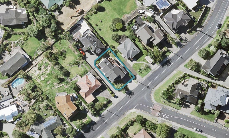 90 Mellons Bay Road, Mellons Bay, Auckland - Carousel 1
