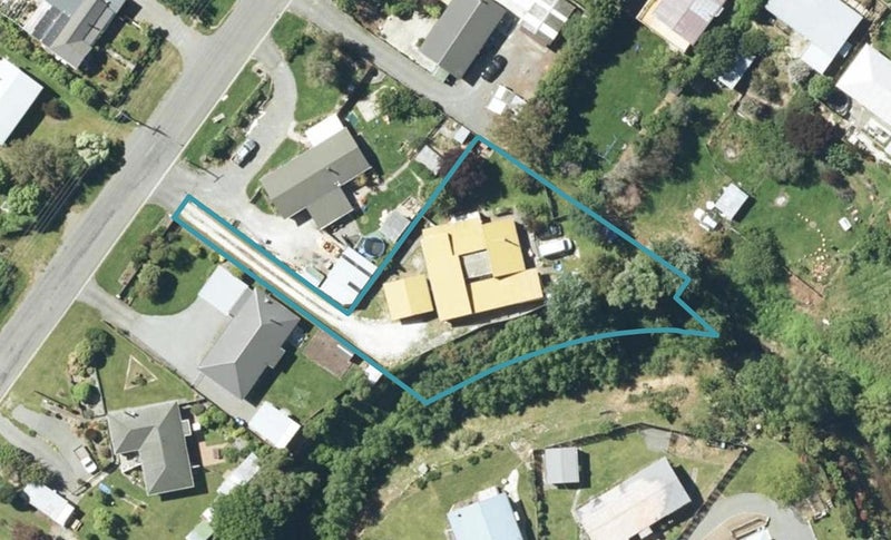 23 Fell Street, Maymorn, Upper Hutt - Carousel 1