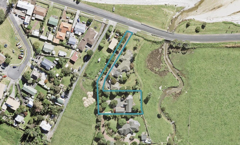 1479 Clevedon Kawakawa Road, KAWAKAWA BAY, PAPAKURA - Carousel 1