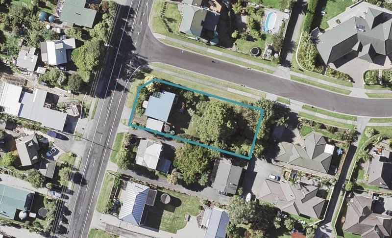 41 Shelly Bay Road, Beachlands, Auckland - Carousel 1