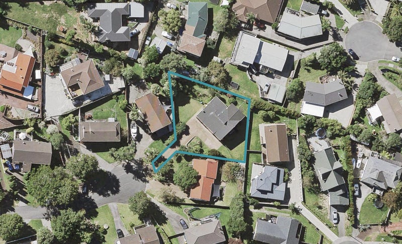 19 Orinda Close, Botany Downs, Auckland - Carousel 1