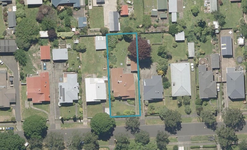 15 Duncan Street, Whanganui East, Whanganui - Carousel 1