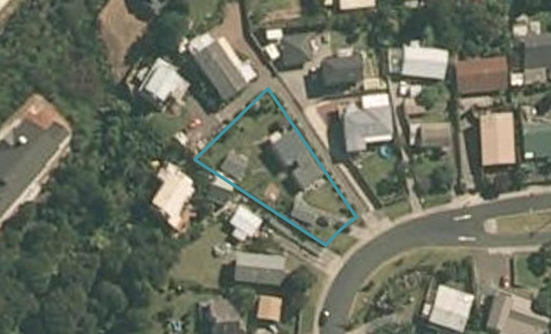 32 Hammond Avenue, Hatfields Beach, Orewa - Carousel 1