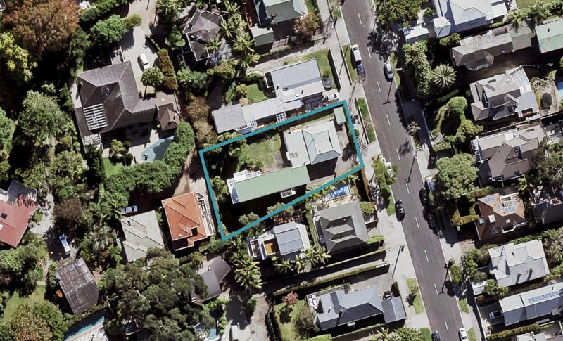 1/32 Clifton Road, Herne Bay, Auckland - Carousel 1