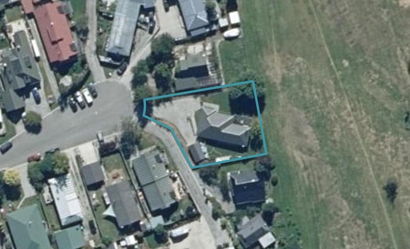24 Daveys Place, Arrowtown, Arrowtown - Carousel 1