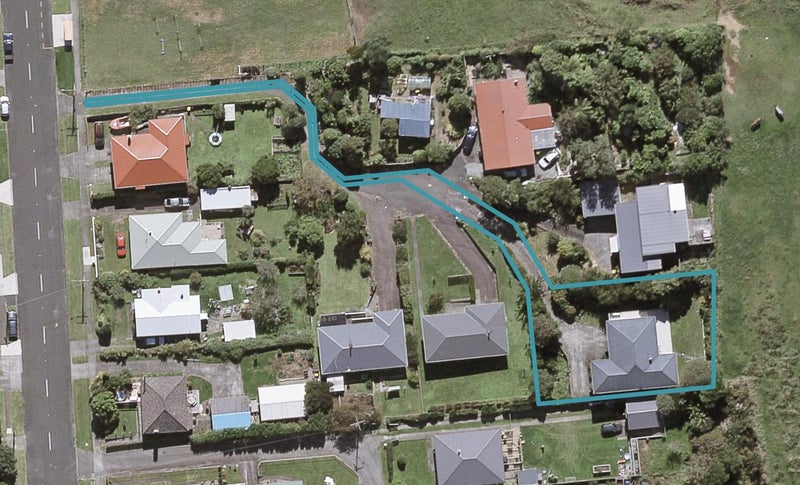 87C Pioneer Road, Moturoa, New Plymouth - Carousel 1