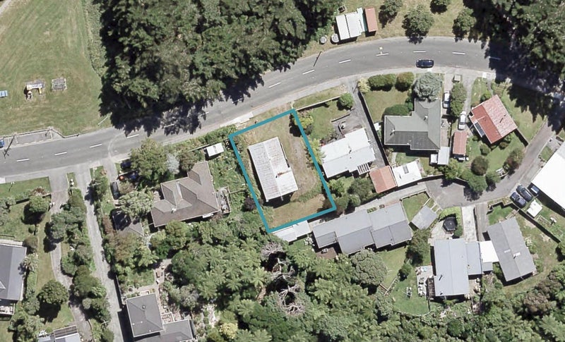 115 Park Road, Belmont, Lower Hutt - Carousel 1