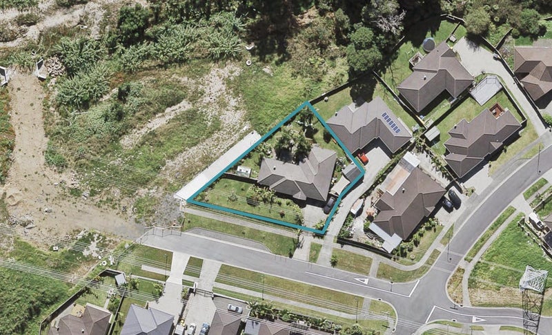 5 Caffreys Avenue, Massey, Auckland - Carousel 1