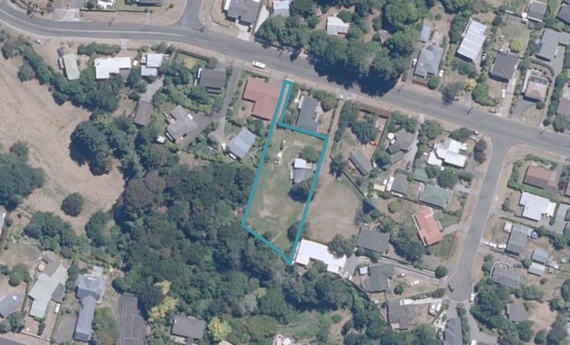 37 Hawai Street, Two Mile Bay, Taupō - Carousel 1