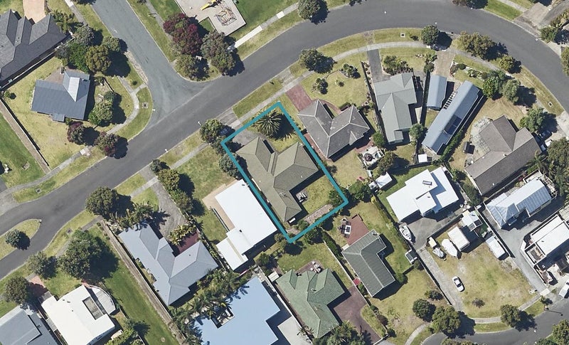 8 Bowentown Boulevard, Bowentown, Katikati - Carousel 1