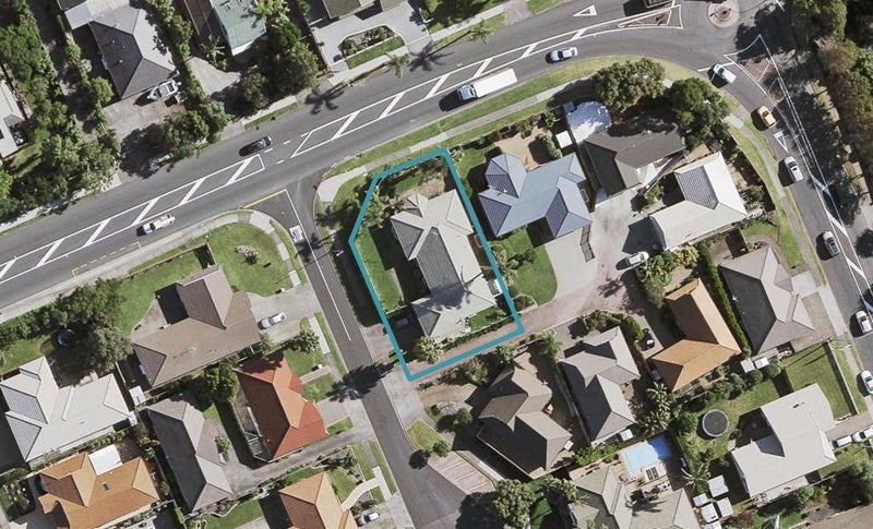 2 Nakhle Place, Manurewa, Auckland - Carousel 1