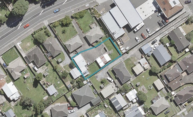 18B Camp Street, Heretaunga, Upper Hutt - Carousel 1