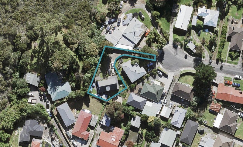 4A Aronui Terrace, Kelston, Auckland - Carousel 1