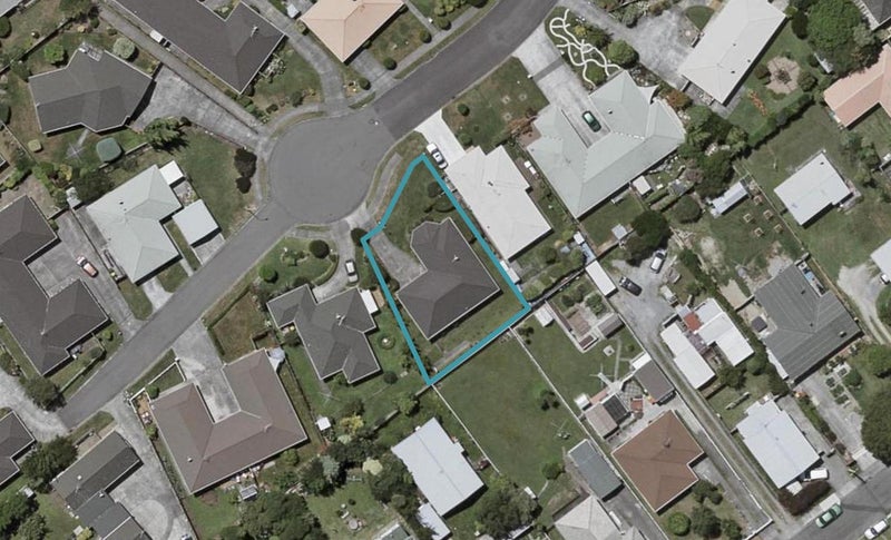 15 Heihei Place, Paraparaumu - Carousel 1