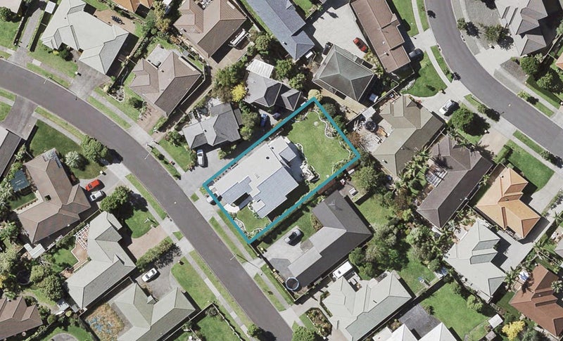 45 Matterhorn Crescent, Northpark, Auckland - Carousel 1