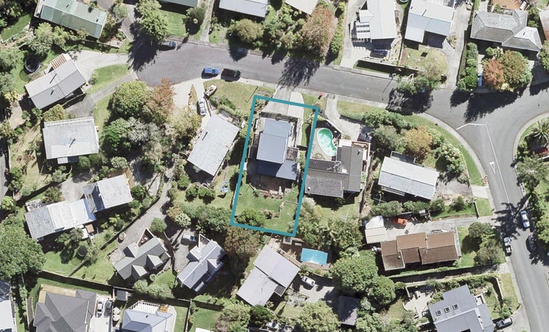 2 Idyll Place, Northcross, Auckland - Carousel 1