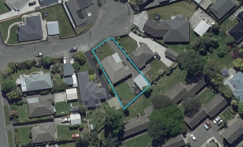 6 Bushby Place, Bryndwr, Christchurch - Carousel 1