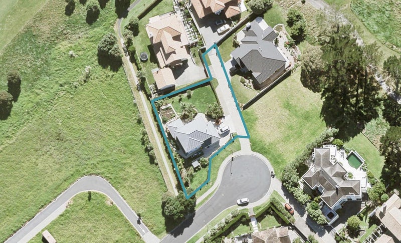 355 Pinecrest Drive, Gulf Harbour, Whangaparaoa - Carousel 1