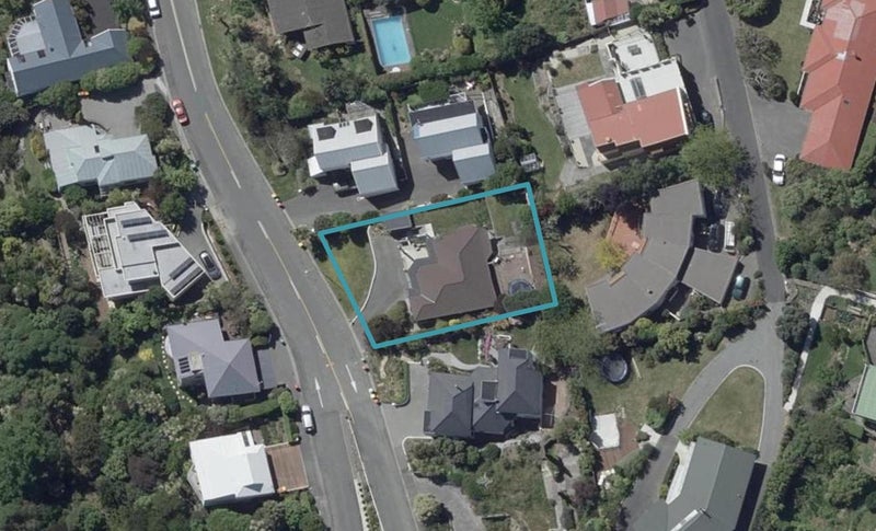 89 Cannon Hill Crescent, Mount Pleasant, Christchurch - Carousel 1
